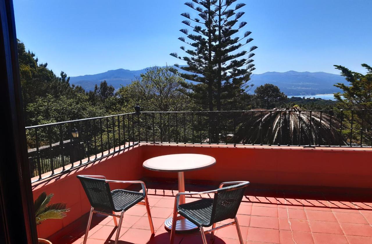 Hotel Rustico Punta Uia Uhia Bagian luar foto